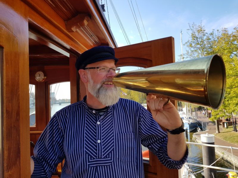 Ostfriesisches Plattdeutsch Teetied Ostfriesland ReiseMagazin rund