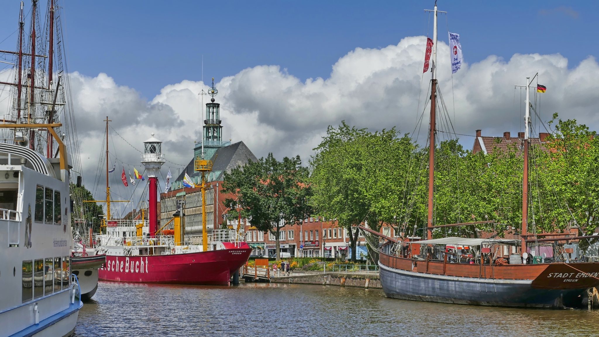 Emden Spuren der Zeit Von der Siedlung zur bedeutenden Seehafenstadt